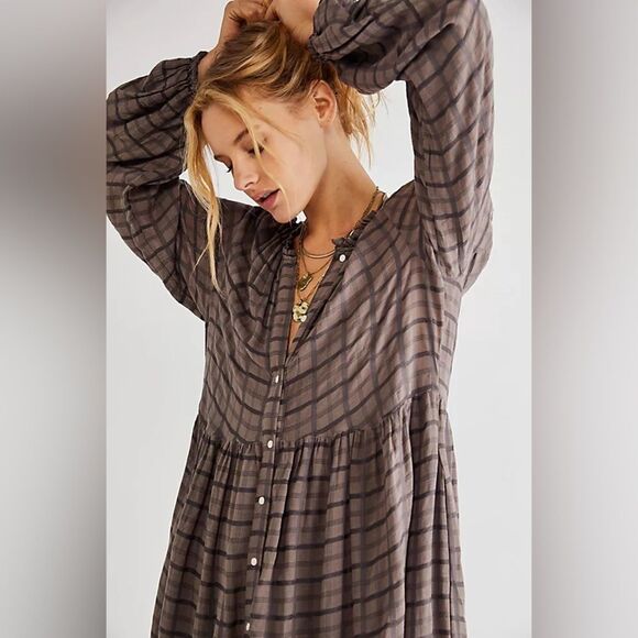 Free People Edie Maxi Dress in Horseshoe - Picture 8 of 15